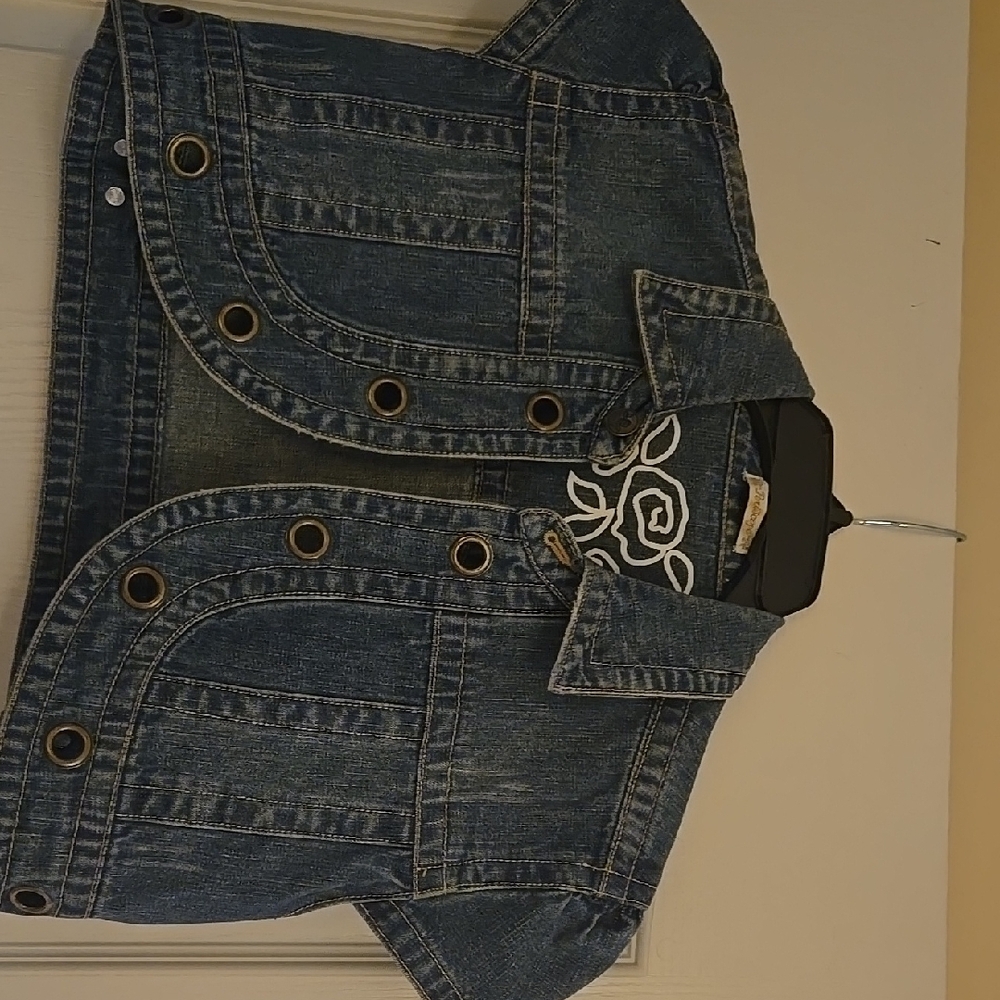 Classic Blue Jeans with Faded Wash and Ornate Stitching. Super Cute!